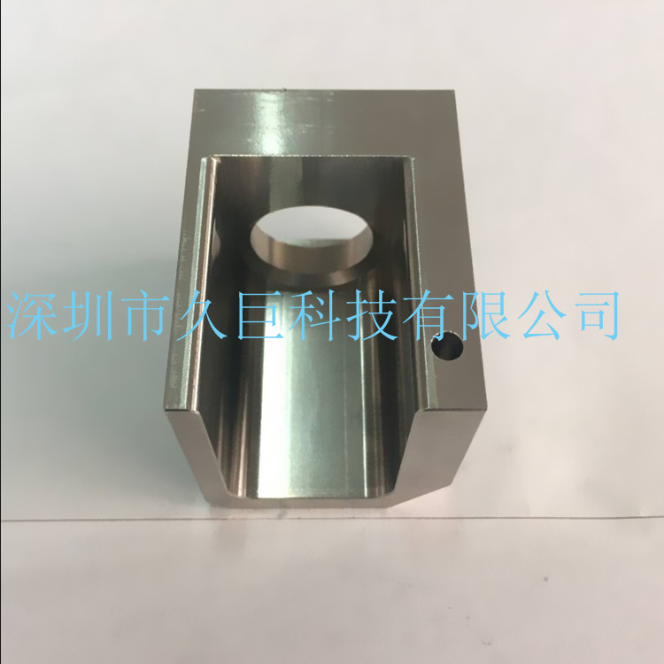 自动化零件加工